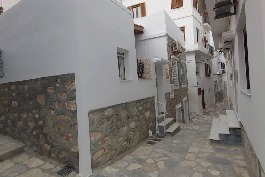 エルムポリ Syros Stone Yard Houseヴィラ エクステリア 写真